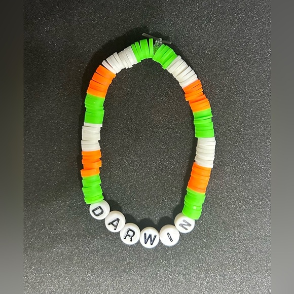 Darwin (The Amazing World of Gumball) Heishi Bracelet - Picture 4 of 8